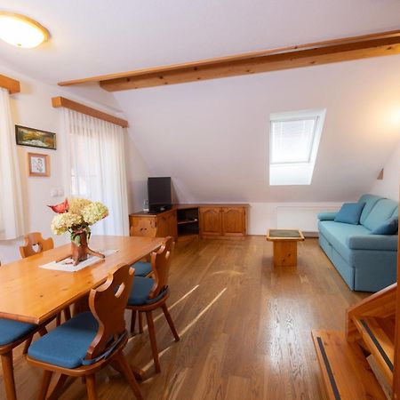 Apartma In Bungalov Jezerci Gozd Martuljek Luaran gambar