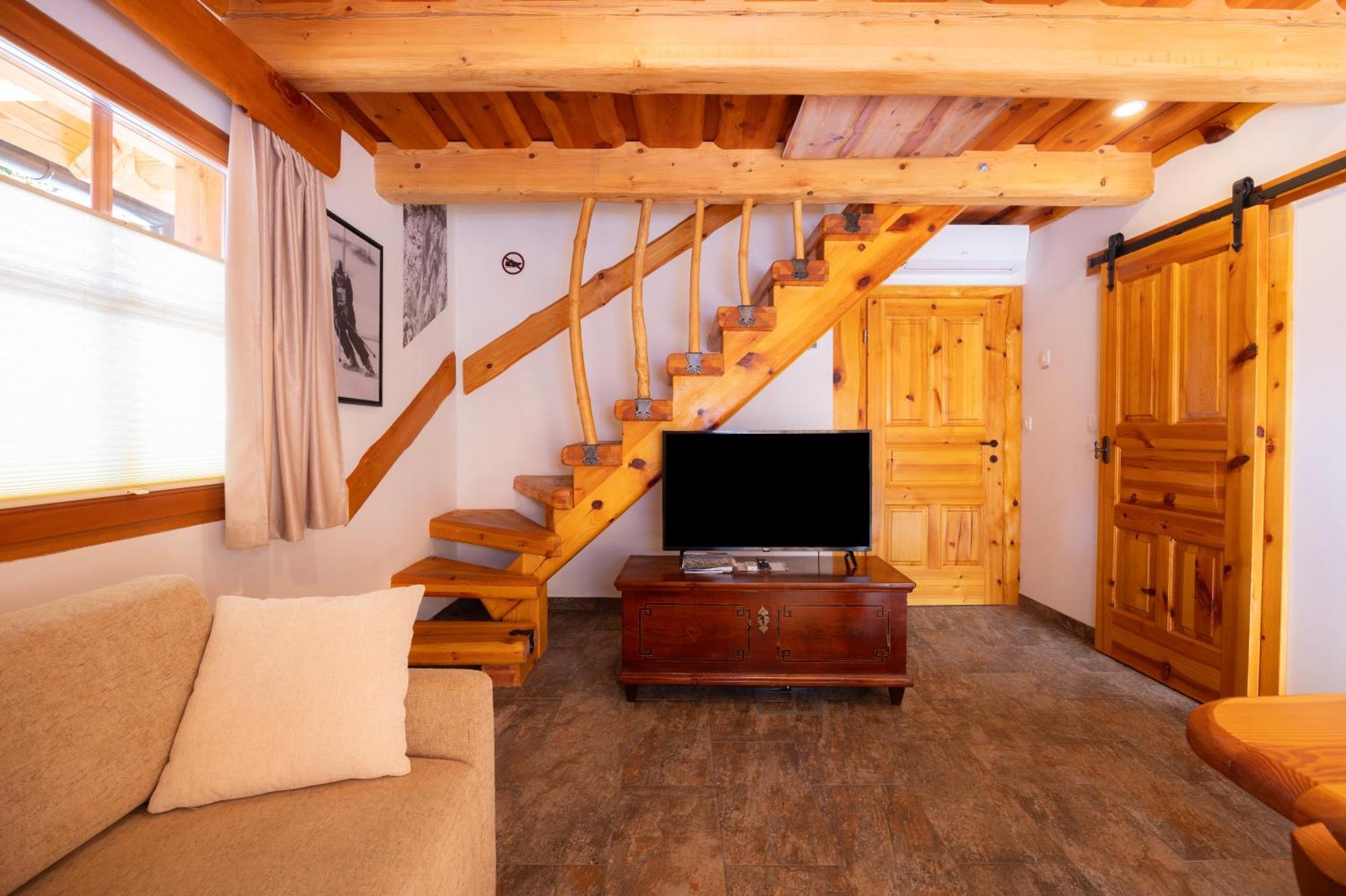 Apartma In Bungalov Jezerci Gozd Martuljek Luaran gambar