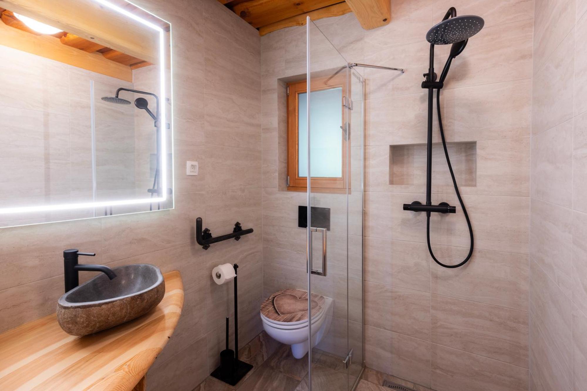 Apartma In Bungalov Jezerci Gozd Martuljek Luaran gambar