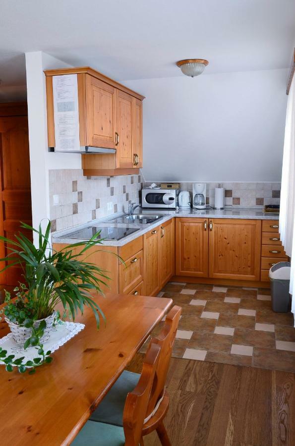 Apartma In Bungalov Jezerci Gozd Martuljek Luaran gambar